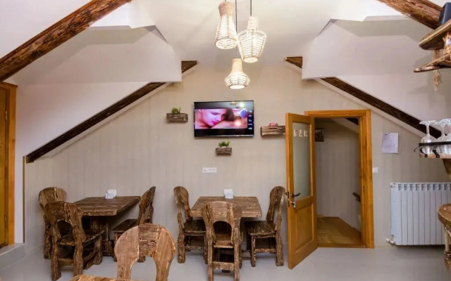 Holiday House