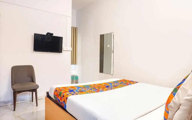 Fabhotel Silver Key I