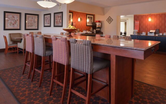 Hampton Inn Columbus-East