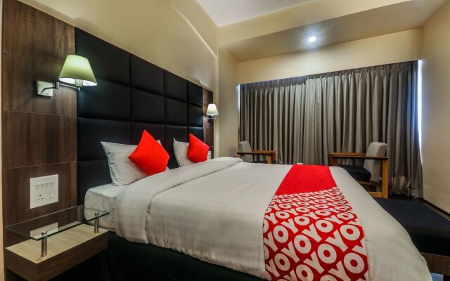 OYO 16017 Hotel Alpine Continental