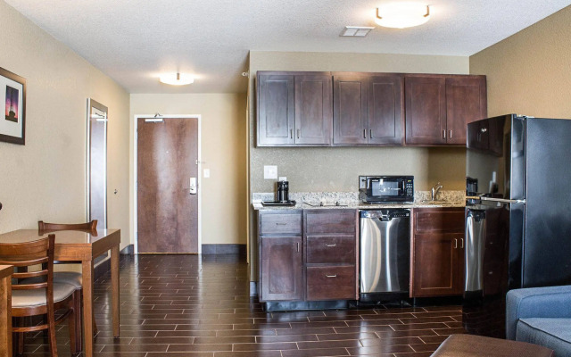 Comfort Suites Minot