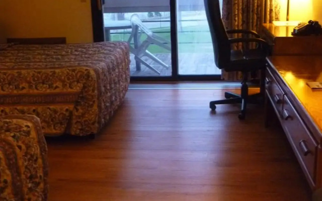 Timber Inn Motel