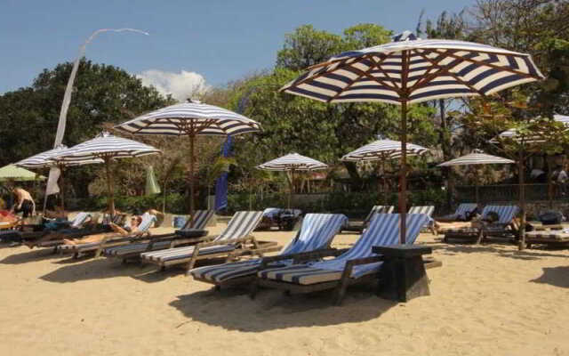 Oasis Beach Resort & Spa