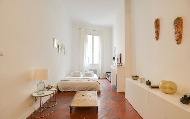 Appartement spacieux 1min C. Mirabeau