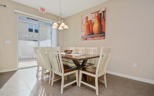 Four Bedrooms Townhouse Close to Disney 5120