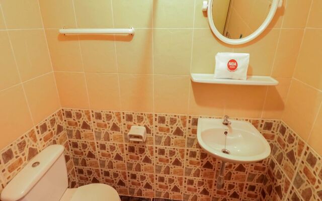 NIDA Rooms Min Buri 6 Floating Market