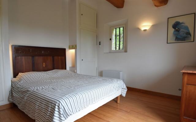 Provencal Air-conditioned Villa With Private Pool and Stunning Views