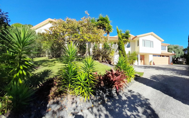 Seascape Villa Bed & Breakfast