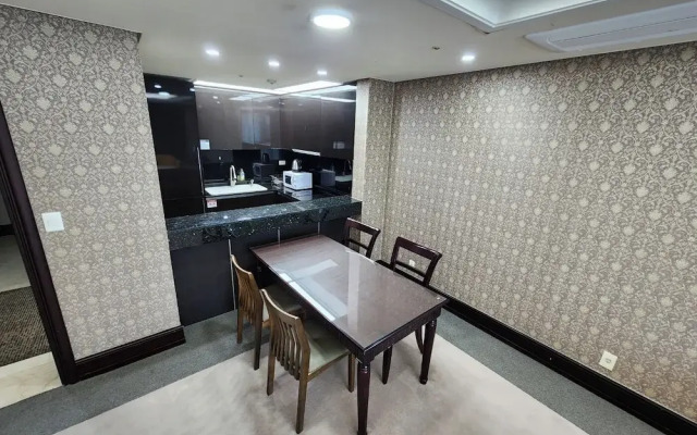 W Residence Hotel Centum City