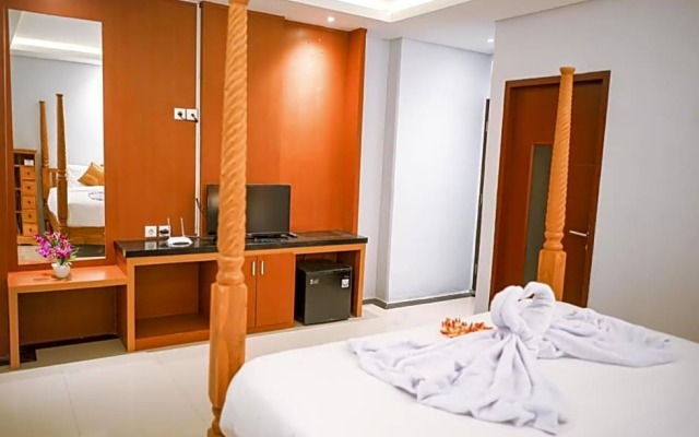 E Luxury Suites Seminyak by InnApps