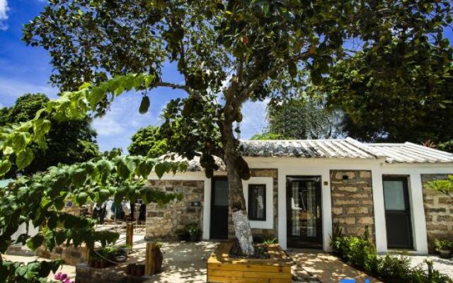 Shi'er Hostel
