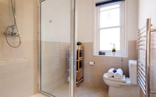 The Drayton Gardens Residence - DF1