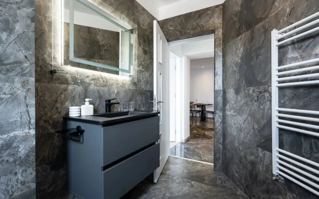 Grand 3BR Near Athenaeum Calea Victoriei