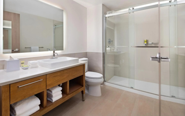 Element Bloomington Mall of America