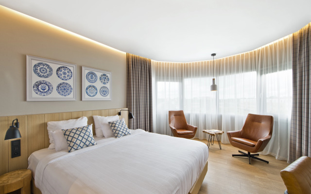 Urban Lodge Hotel