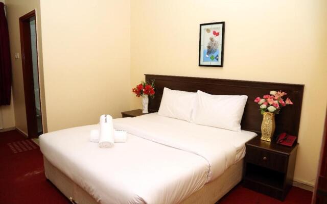 Dana Hotel