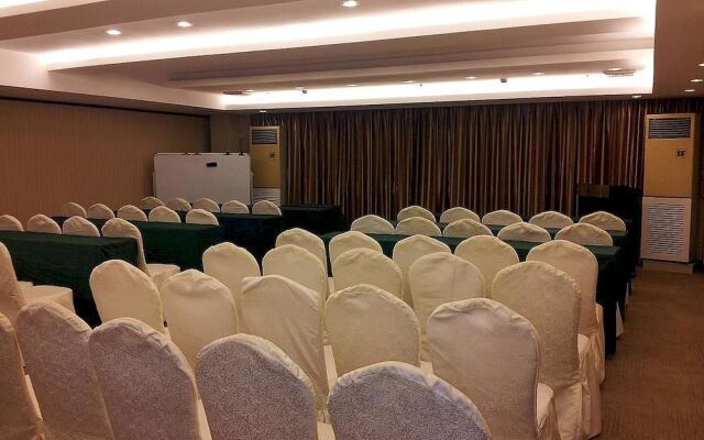 Shangqin Holiday Hotel