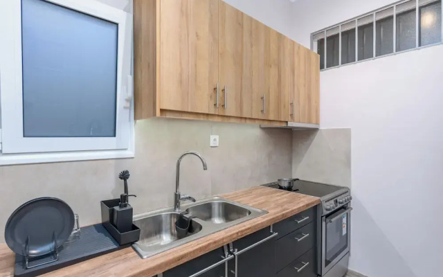 Selany's Chic Apt in the Heart of Athens