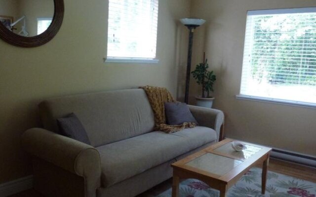 Beachway Vacation Rental and B&B Suites