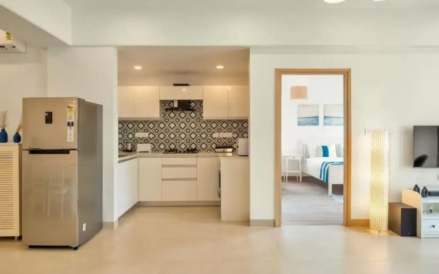 Spacious 3-br Apartment With Pool in Candolim