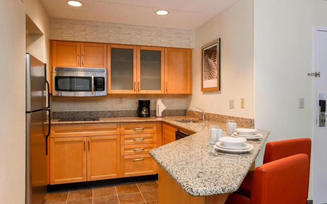Residence Inn by Marriott Bakersfield