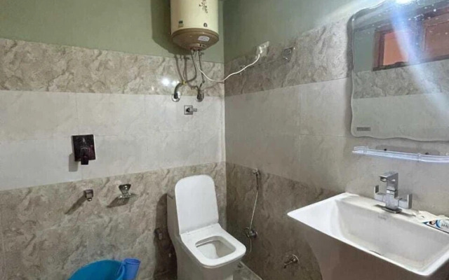 New Brahma Guesthouse