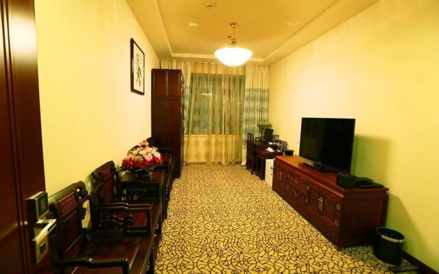 Qingdao Zhongyang Business Hotel