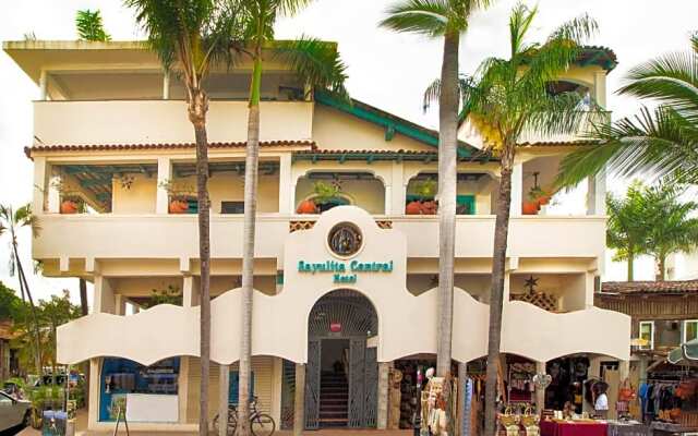 Sayulita Central Hotel