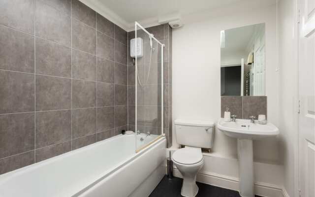 The Old Station House - Stylish & Central 2bdr Apartment