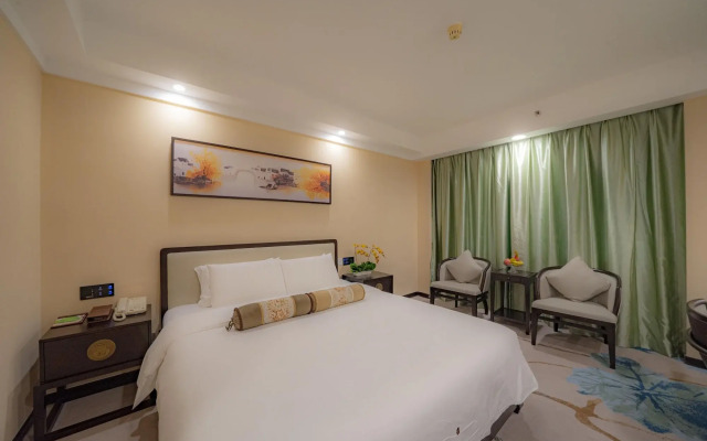 Guangdong Hotel-Free Shuttle & Registration Counter Service during Canton Fair