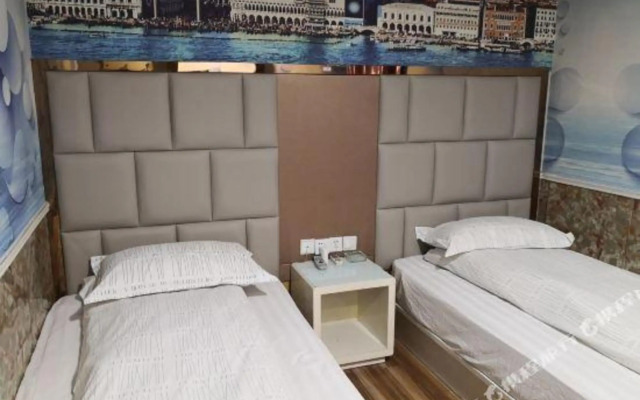 Xiangyue Fashion Hotel