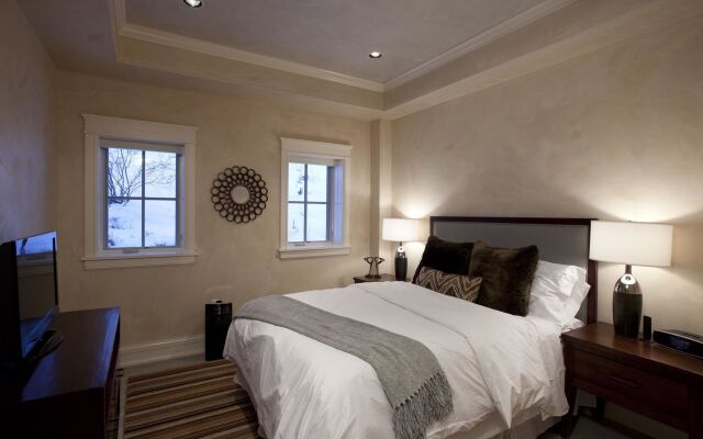 The Auberge Residences at Element 52