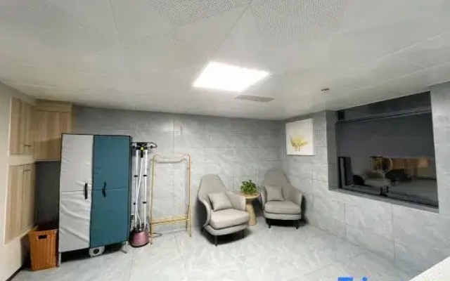 ZMAX HOTELS（Guangzhou Zhujiang New Town Wuyangcun Metro Station Branch hotel ）