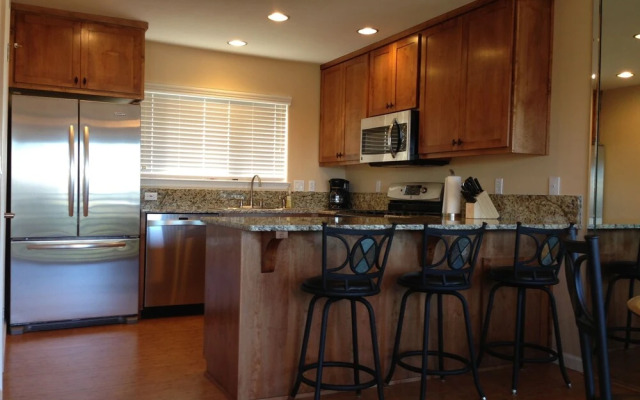177 Ocean View 3 Bedroom Townhouse by Redawning