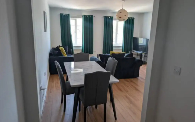 Enbrook Valley House - 3 Bedrooms, Folkestone