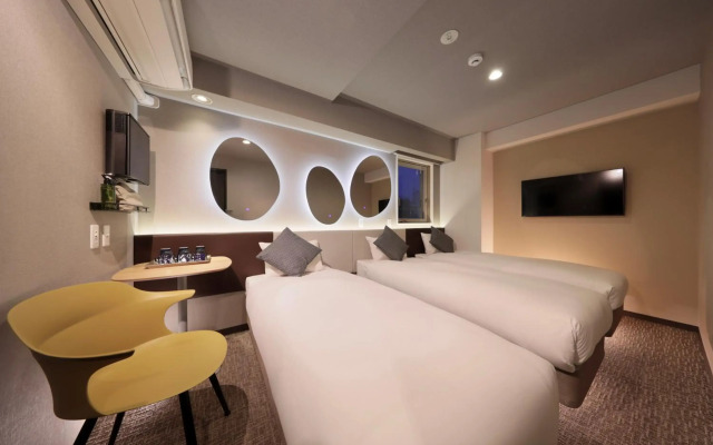 Tennoji Crystal Hotel