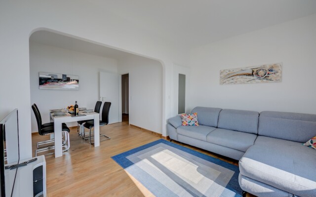 Ca' Gina Panoramica - Monte Bre