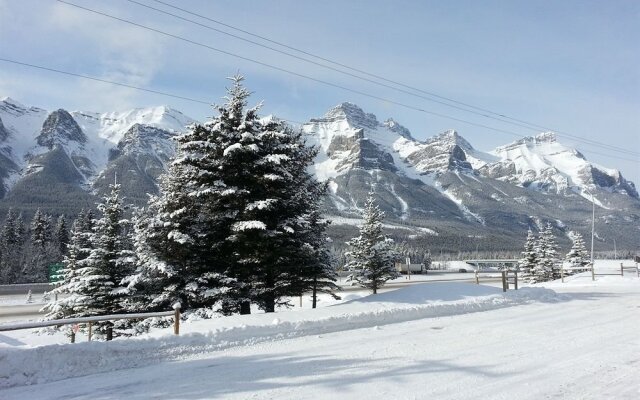 Inn of the Rockies