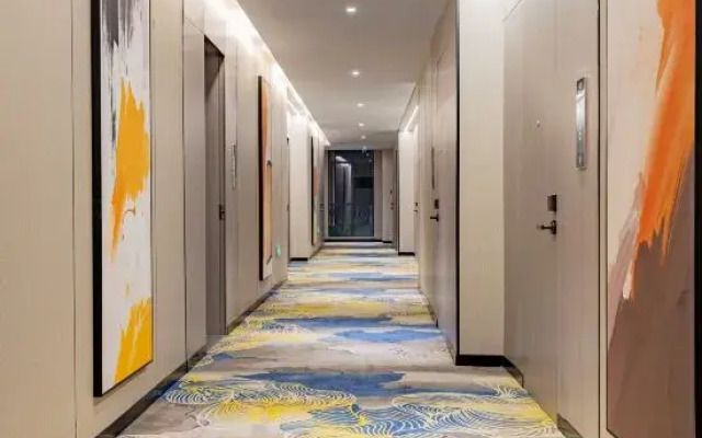 Haina Hotel (Jingmen Wanda Plaza)