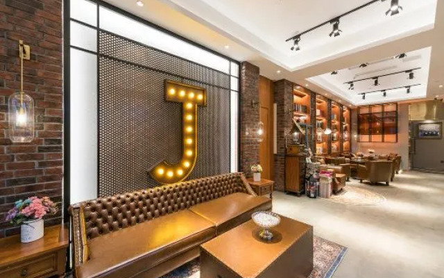 JAMES JOYCE COFFETEL (Beijing Huilongguan)