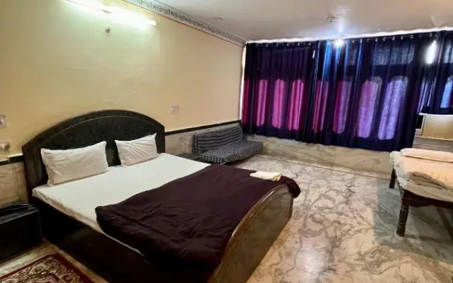 New Peacock Resort