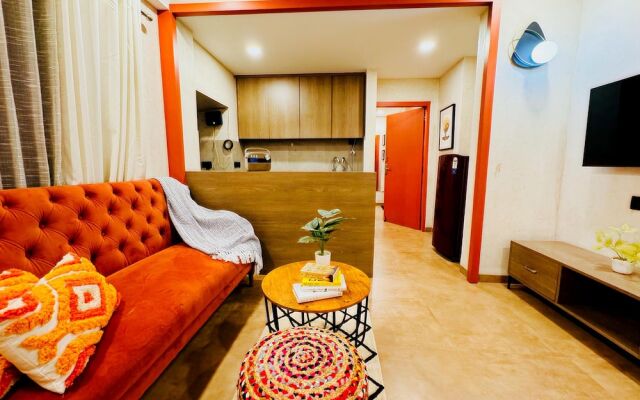 Home Escape 1BHK Retreat Nr Saket Square