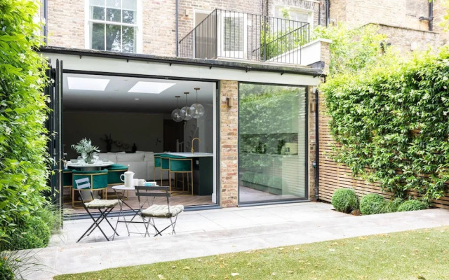 Westbourne Park Road Xviii by Onefinestay