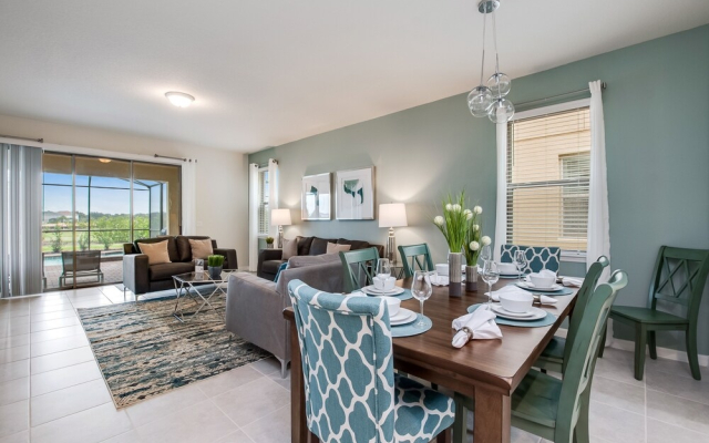 5541 Misty oak Circle