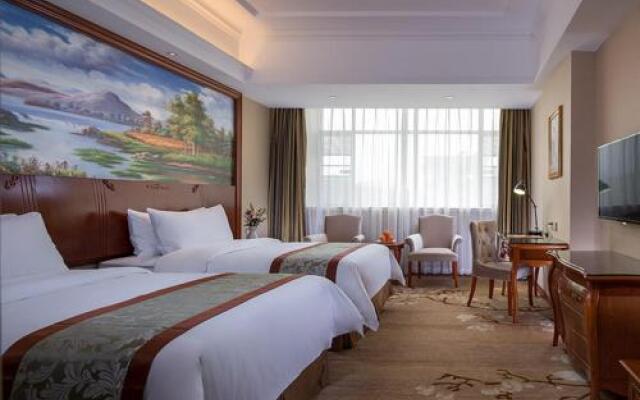 Vienna Hotel Shaoguan Qujiang Shunjing