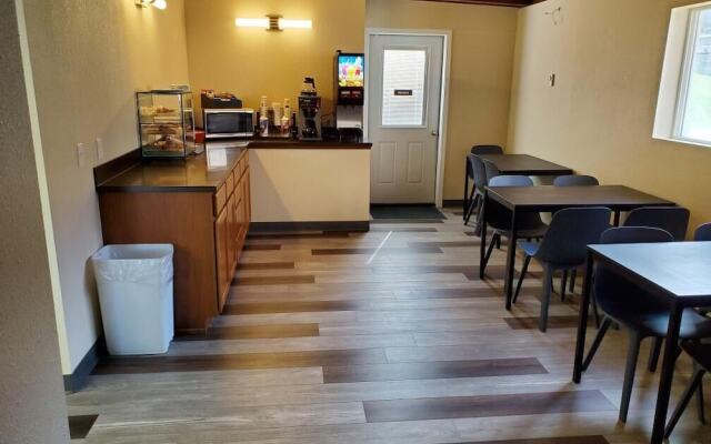 Bristlecone Motel