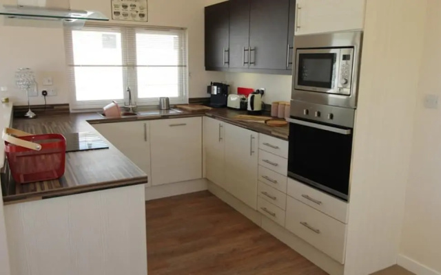Charming 3-bed Chalet in Abersoch