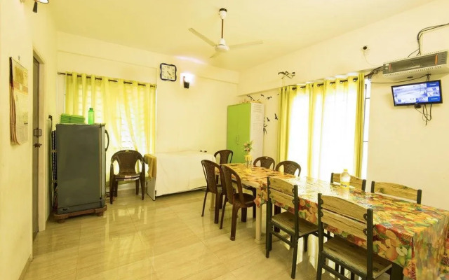 Green Tree Service Apartment by FabHotel
