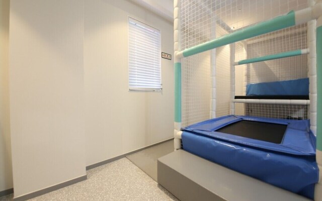 Almond Kids Hotel
