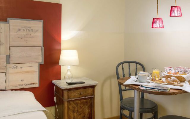 B&B 94 Rooms Vatican Scipioni